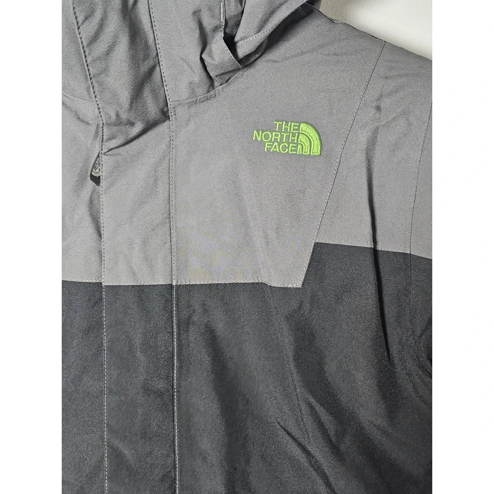 The North Face Hyvent Hooded Insulated Jacket Black/Gray Boys Size L 14/16